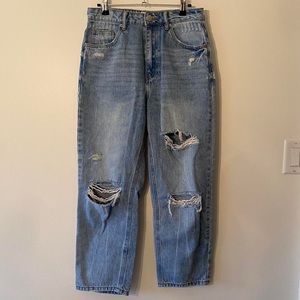 Dee Elly light wash ripped mom jeans💙